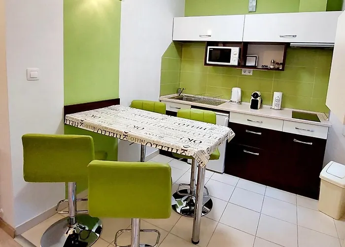 Eoetvoes Apartman