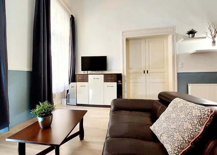 Eoetvoes Apartman